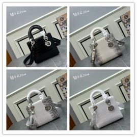 Picture of Dior Lady Handbags _SKUfw151790981fw